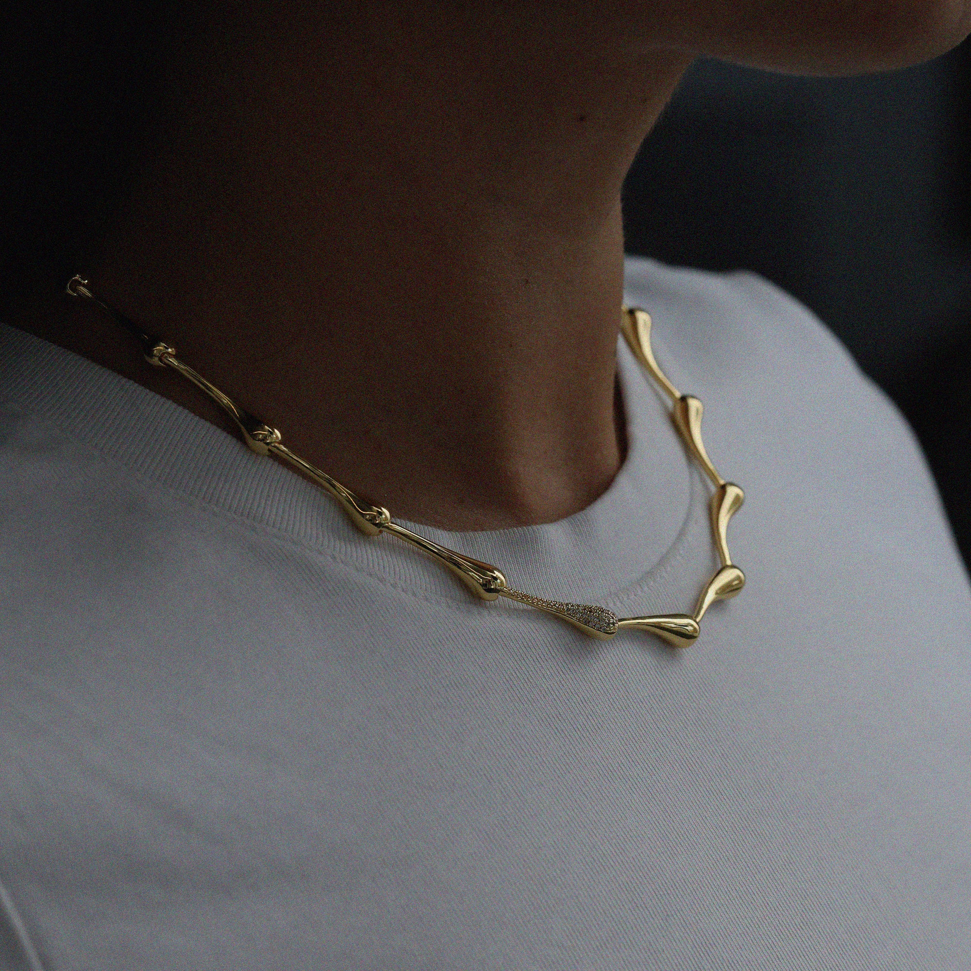 THE LIA SINGLE PAVÉ LINK CHAIN - Image 4