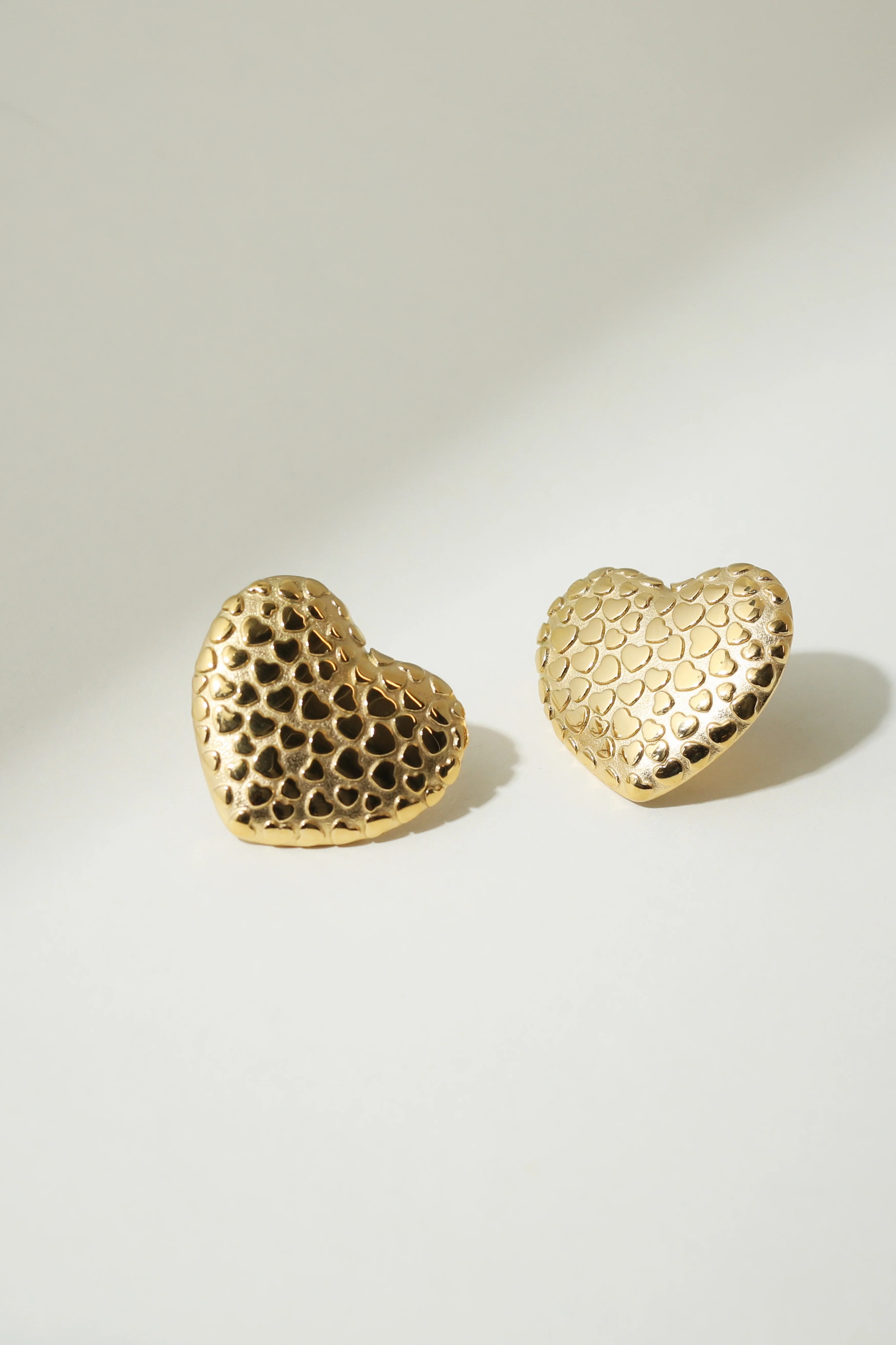 The Textured Heart Earrings - Image 5