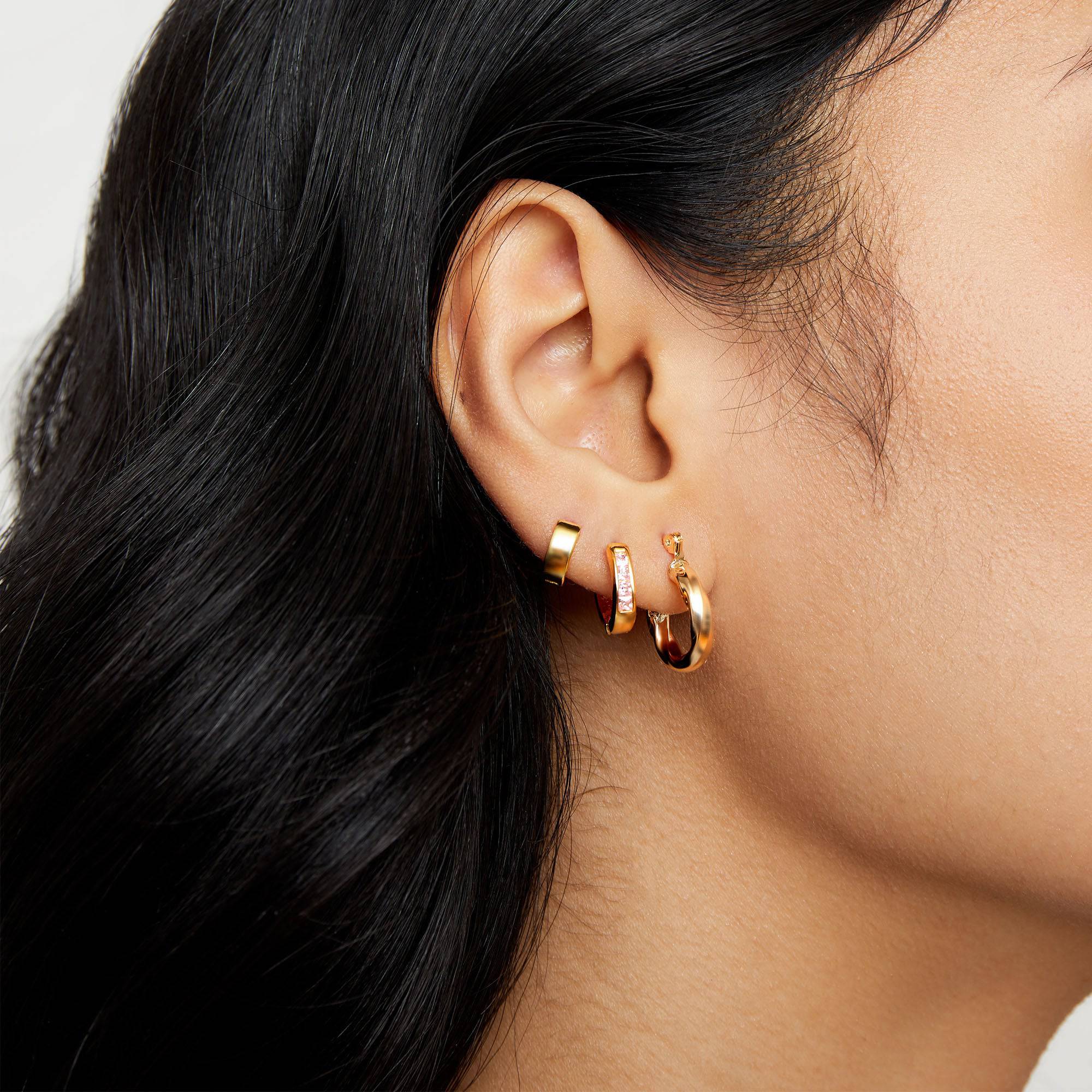 The Tiny Essential Huggie Hoops - Image 4