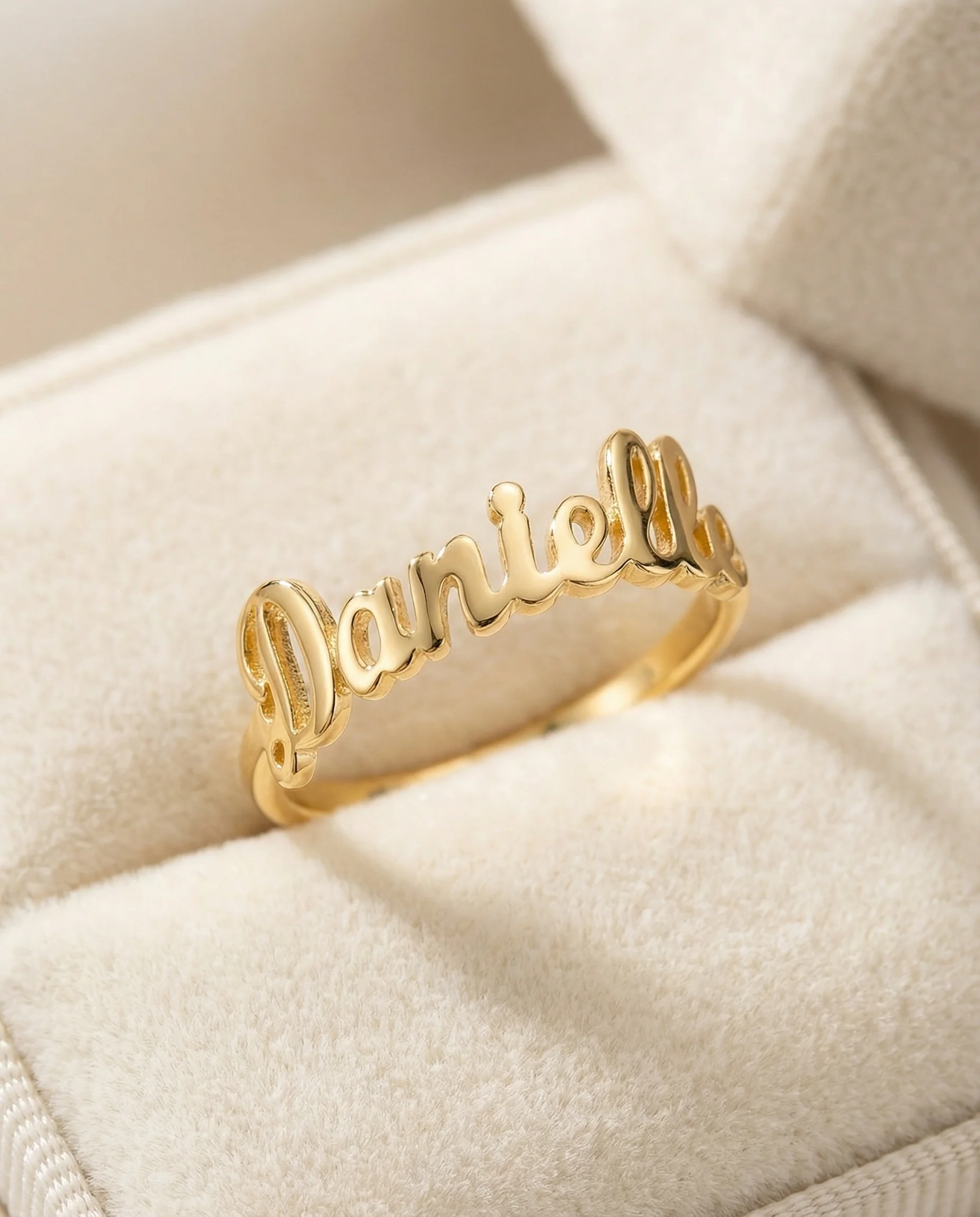 The Tiny Script Ring - Image 4