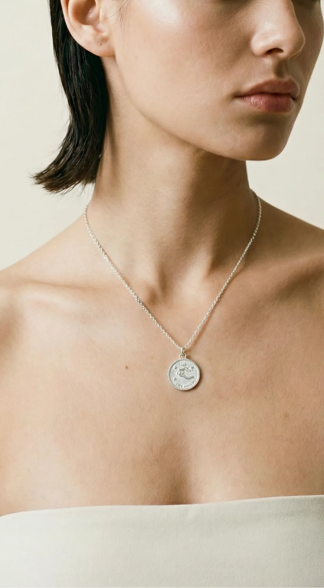 The Zodiac Medal Necklace - Image 2